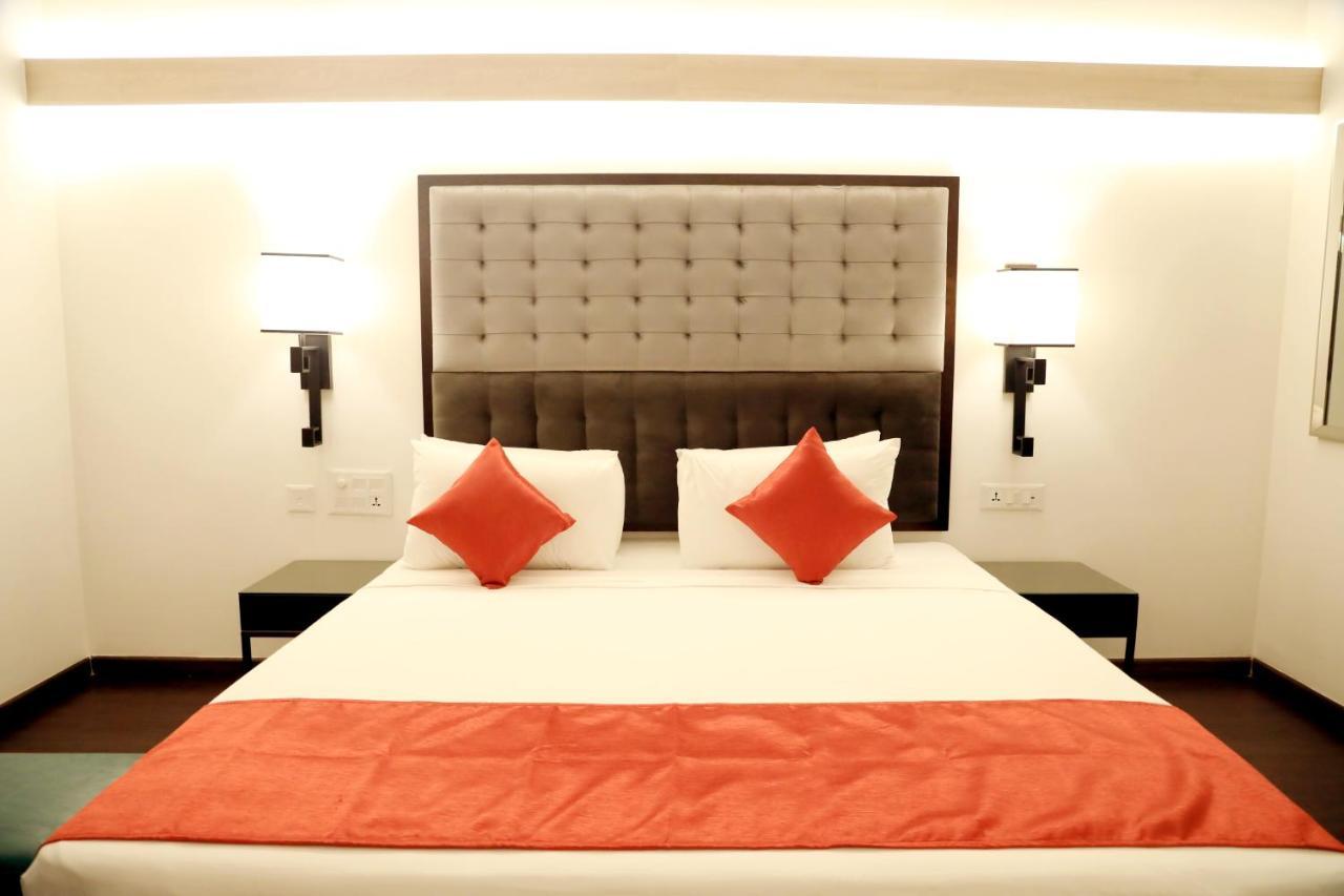 Hotel Deccan Serai Grande, Gachibowli, Hyderabad Ngoại thất bức ảnh