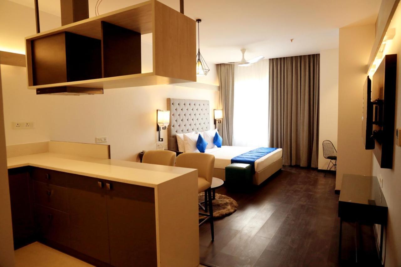 Hotel Deccan Serai Grande, Gachibowli, Hyderabad Ngoại thất bức ảnh