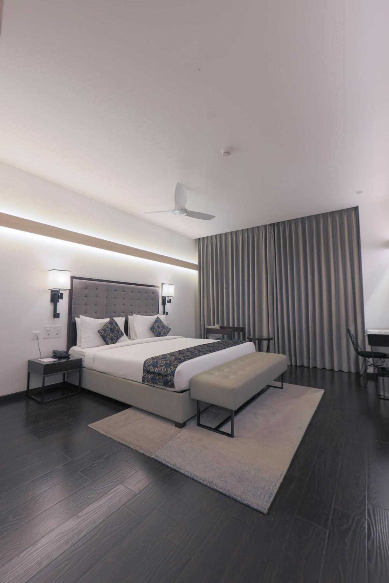 Hotel Deccan Serai Grande, Gachibowli, Hyderabad Ngoại thất bức ảnh